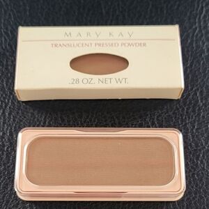 NIB Vintage Mary Kay Translucent Pressed Powder Soft Topaz 0037 .28 oz
